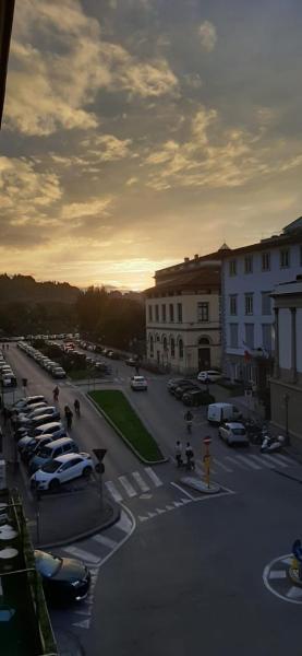 Santa Lucia 4, Florence